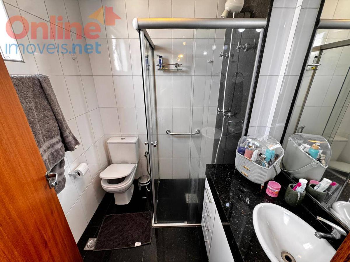 Apartamento, Sagrada Família, 3 Quartos, 0 Vaga, 1 Suíte
