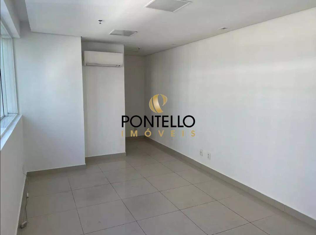 Sala, Vila da Serra, 0 Quarto, 1 Vaga