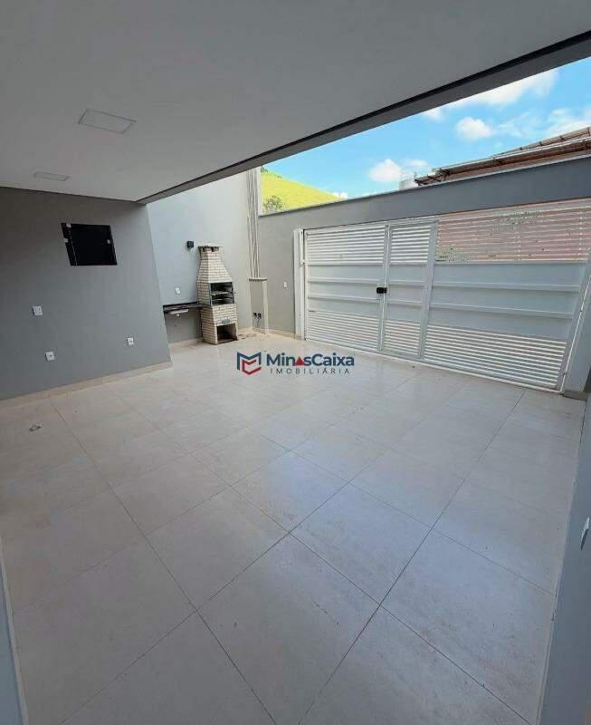 Casa, Córrego Novo, 3 Quartos, 2 Vagas, 1 Suíte