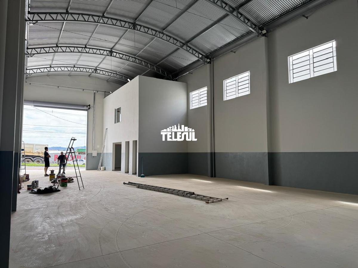 Galpão, Rezende, 0 Quarto, 0 Vaga