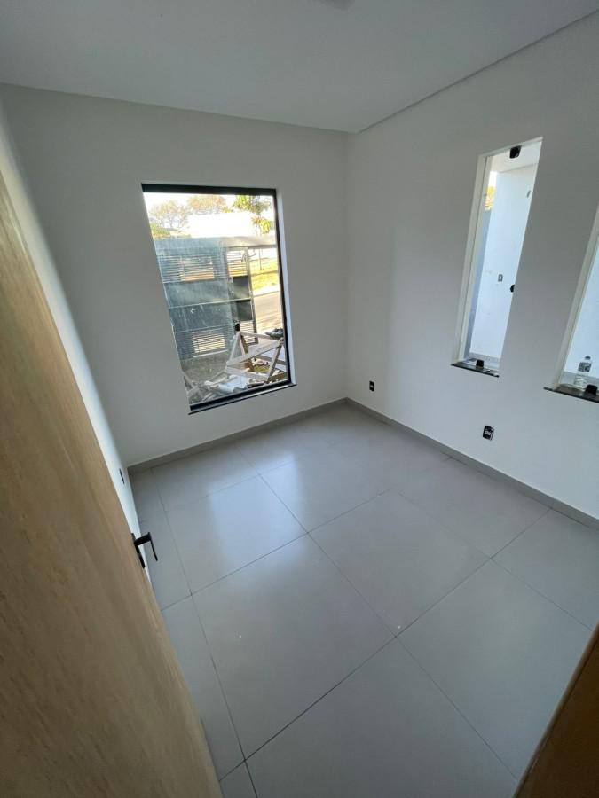 Casa, Jardim Imperial, 4 Quartos, 2 Vagas, 1 Suíte