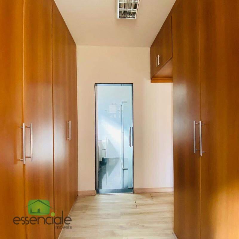 Casa, Jardim Riacho das Pedras, 4 Quartos, 4 Vagas, 2 Suítes