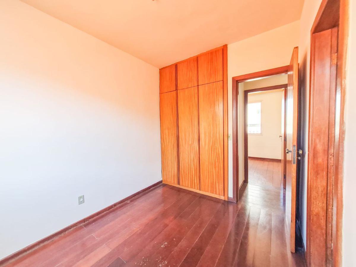 Apartamento, Sagrada Família, 3 Quartos, 2 Vagas, 1 Suíte
