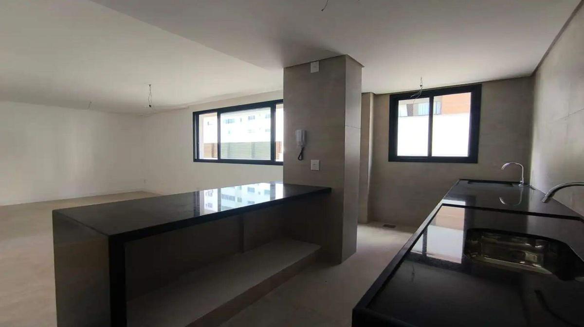 Apartamento, Serra, 2 Quartos, 2 Vagas, 2 Suítes