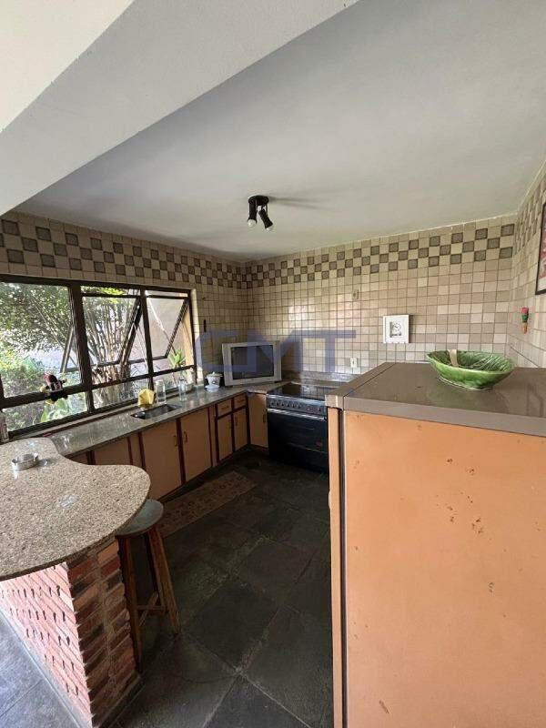 Casa, Sagrada Família, 5 Quartos, 3 Vagas, 2 Suítes