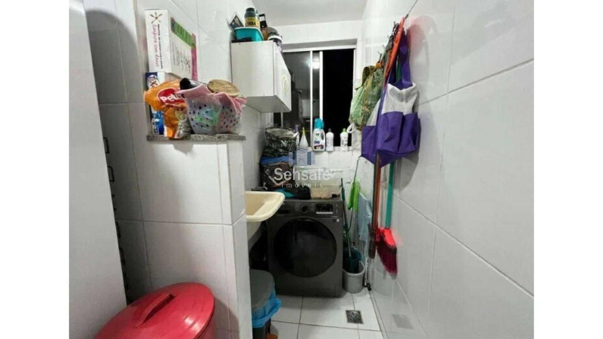 Apartamento, Estoril, 2 Quartos, 2 Vagas, 1 Suíte