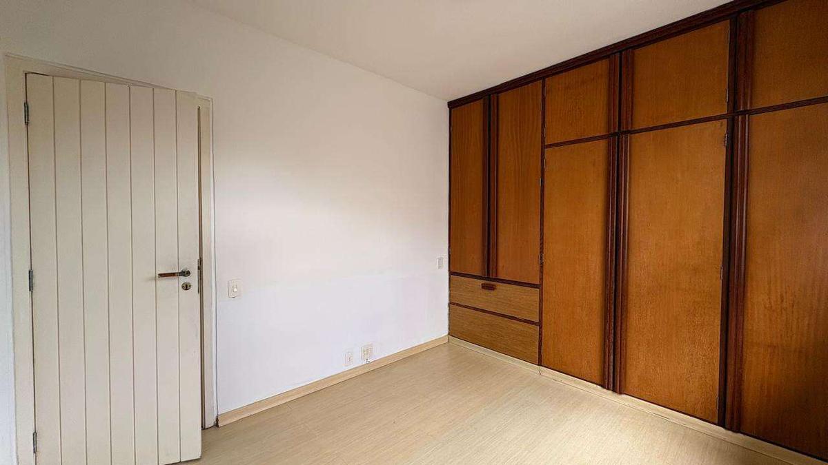 Casa, Vila Paris, 4 Quartos, 4 Vagas, 2 Suítes