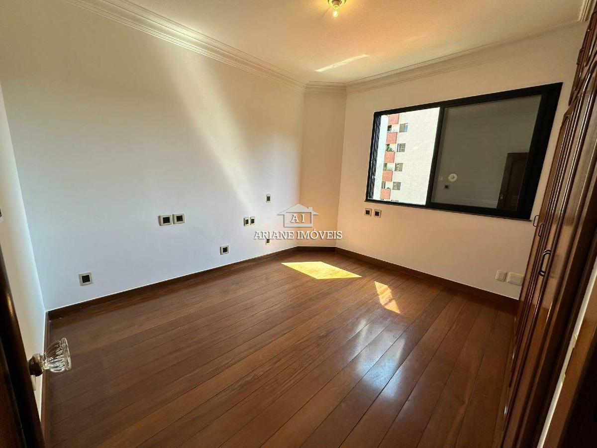 Apartamento, Serra, 4 Quartos, 5 Vagas, 2 Suítes