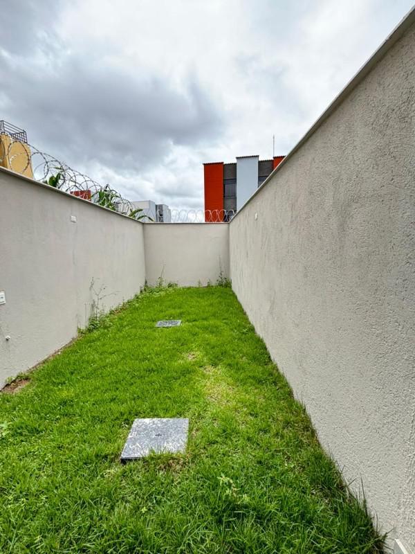 Casa, Santa Mônica, 2 Quartos, 2 Vagas, 2 Suítes
