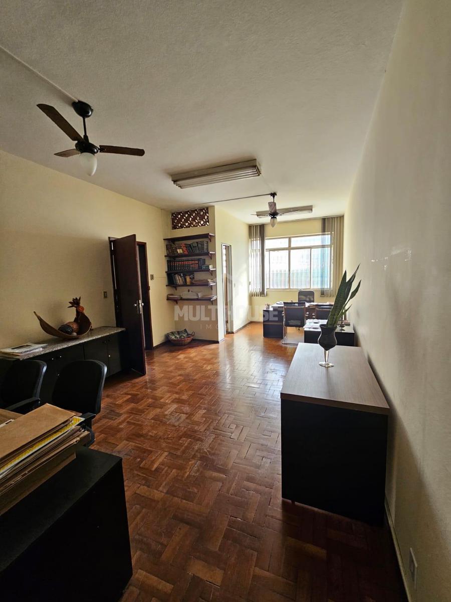 Sala, Barro Preto, 0 Quarto, 0 Vaga