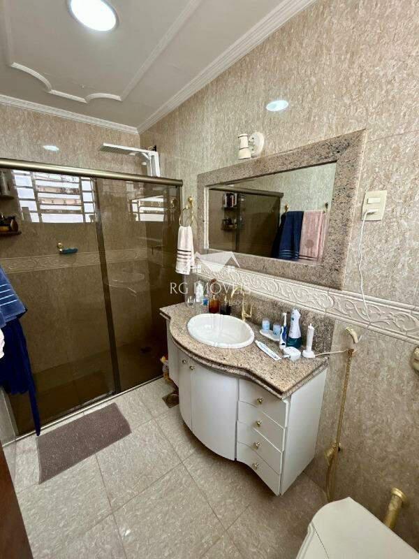 Casa, Milionários, 3 Quartos, 4 Vagas, 1 Suíte
