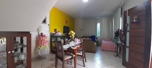 Casa, Nova Esperança, 3 Quartos, 5 Vagas, 1 Suíte