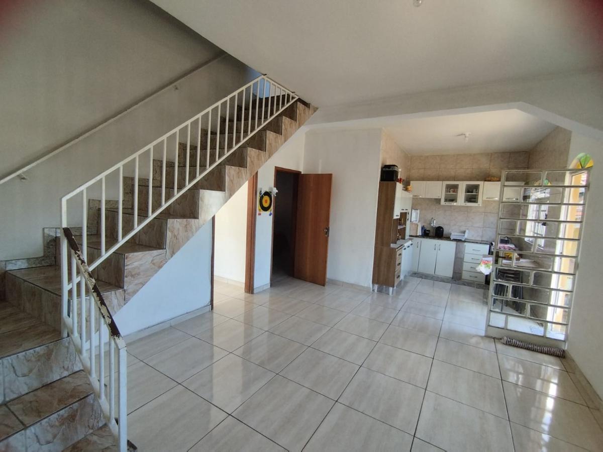 Casa, Planalto, 4 Quartos, 4 Vagas, 1 Suíte