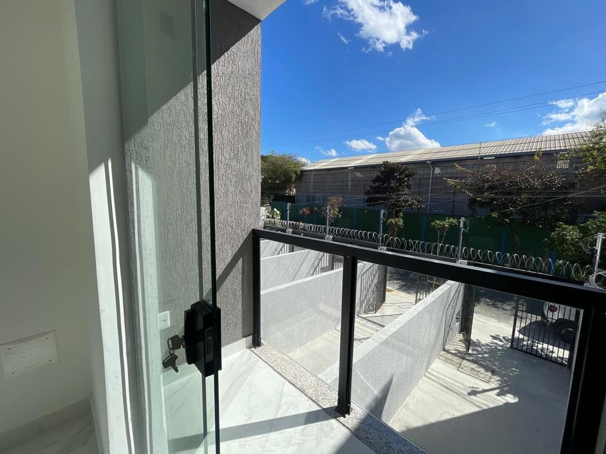 Casa, São João Batista (venda Nova), 2 Quartos, 1 Vaga, 2 Suítes