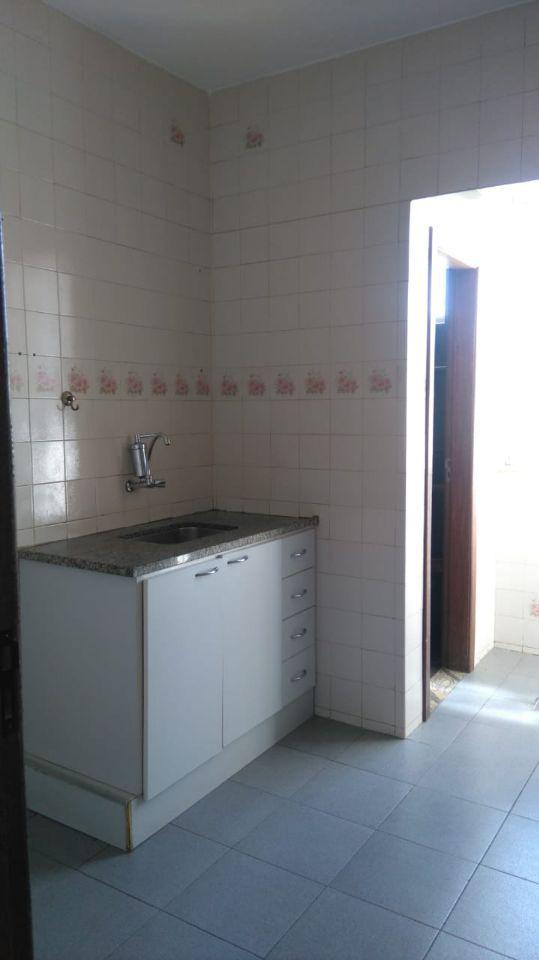Apartamento, Copacabana, 2 Quartos, 2 Vagas, 0 Suíte