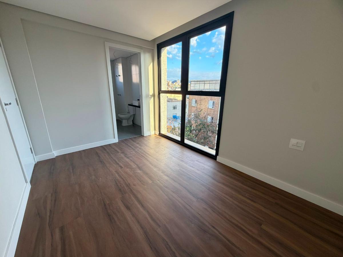 Cobertura, Cidade Nova, 4 Quartos, 3 Vagas, 2 Suítes