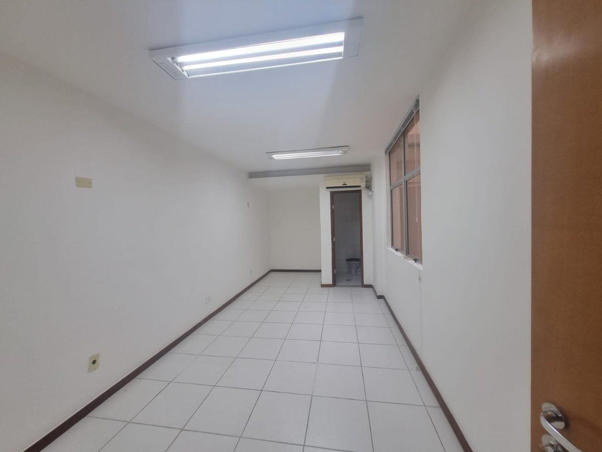 Sala, São Bento, 0 Quarto, 1 Vaga