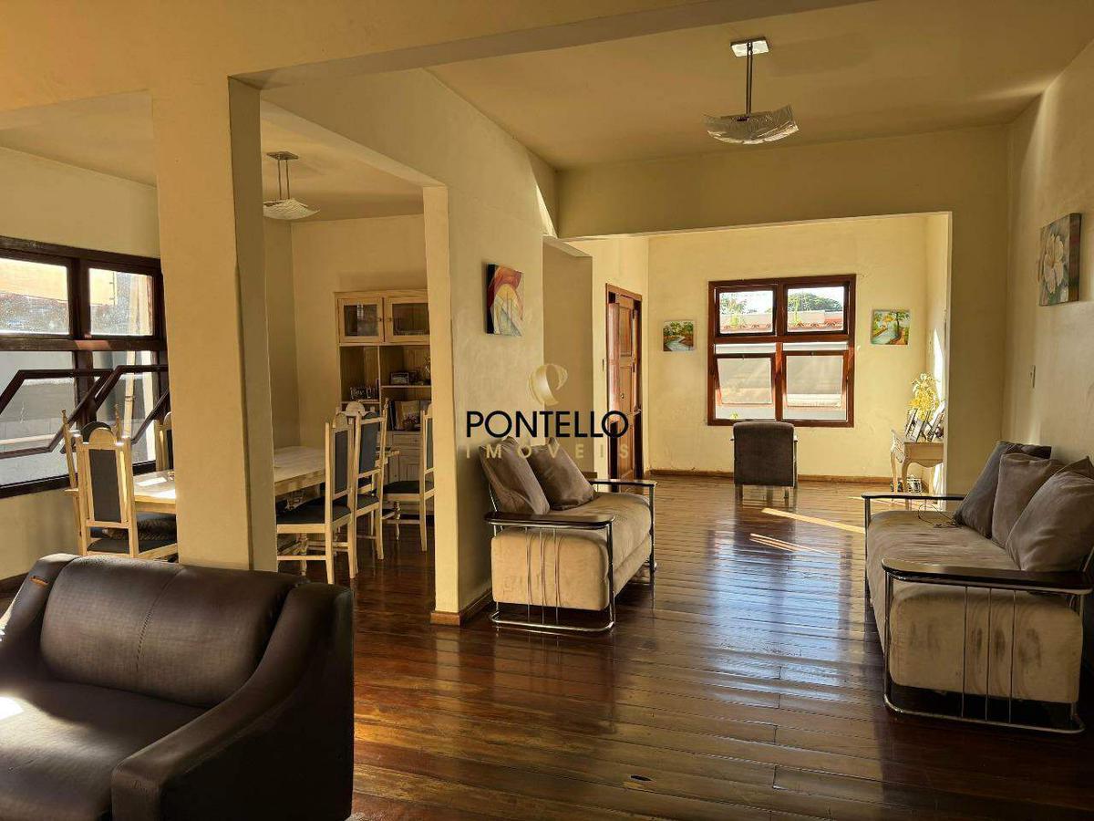 Casa, Boa Vista, 5 Quartos, 2 Vagas, 1 Suíte