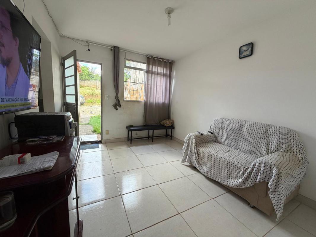 Casa, Solar do Barreiro, 2 Quartos, 1 Vaga