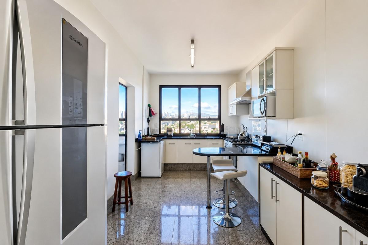 Apartamento, Luxemburgo, 4 Quartos, 4 Vagas, 2 Suítes