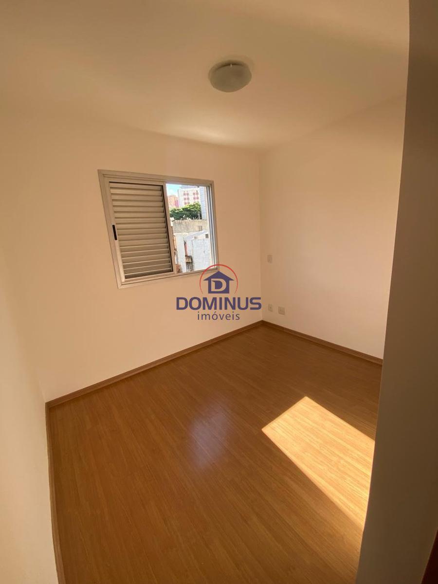 Apartamento, Sagrada Família, 2 Quartos, 2 Vagas, 1 Suíte