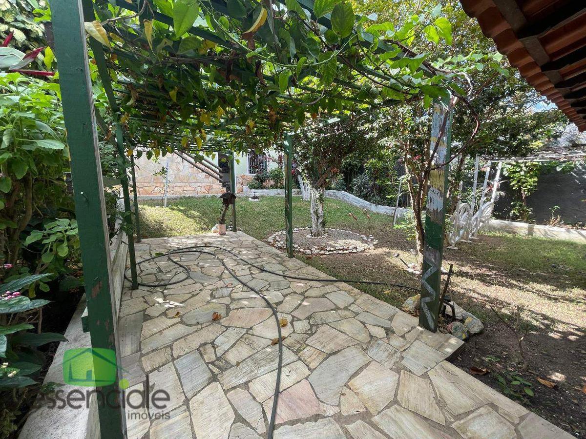 Casa, Novo Riacho, 4 Quartos, 2 Vagas, 1 Suíte