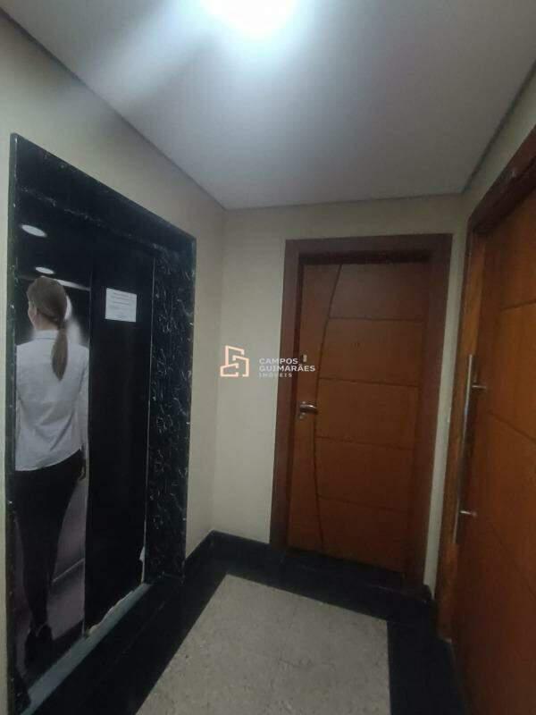 Apartamento, Barreiro, 3 Quartos, 3 Vagas, 1 Suíte