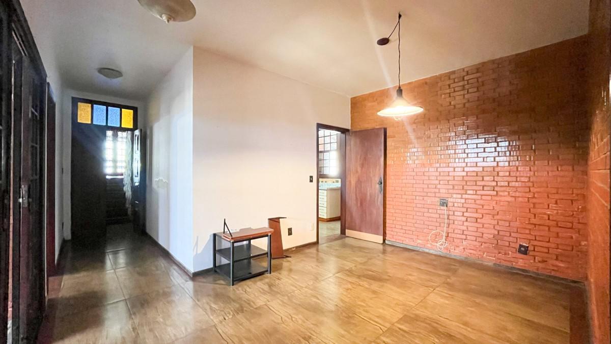 Casa, São Luiz (pampulha), 6 Quartos, 10 Vagas, 3 Suítes