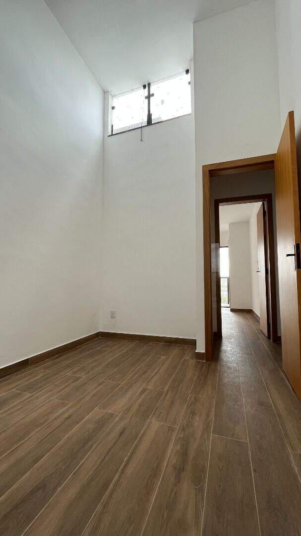 Casa, Novo Centro, 3 Quartos, 2 Vagas, 1 Suíte