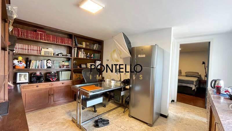 Casa, Cidade Jardim, 7 Quartos, 8 Vagas, 1 Suíte