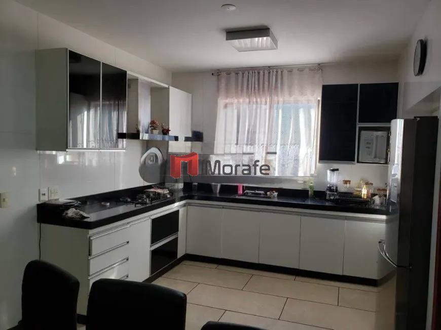 Casa, Fernão Dias, 4 Quartos, 5 Vagas, 2 Suítes