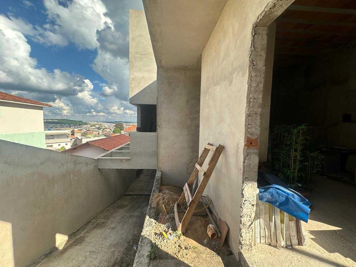 Casa, Vila Maristela, 3 Quartos, 0 Vaga, 2 Suítes