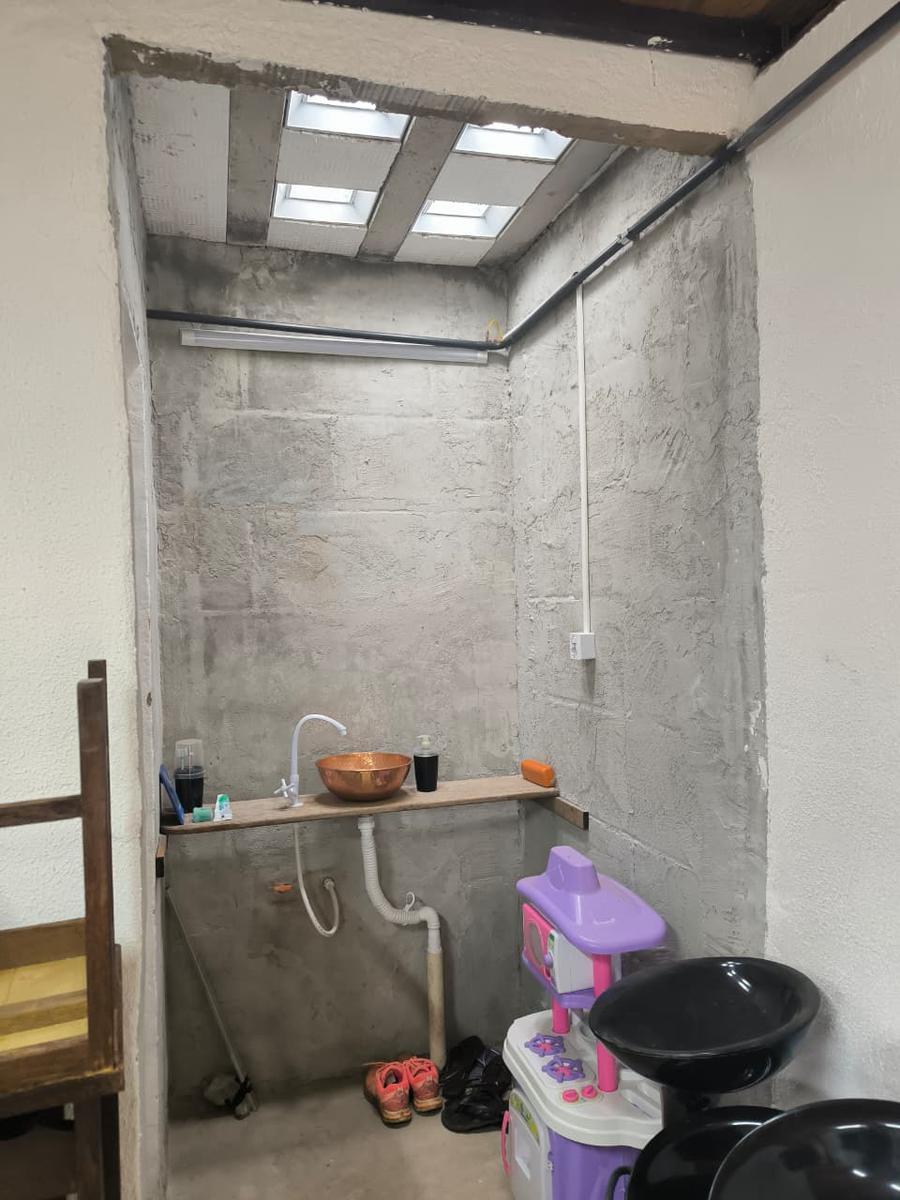 Casa, Retiro do Lago, 0 Quarto, 0 Vaga