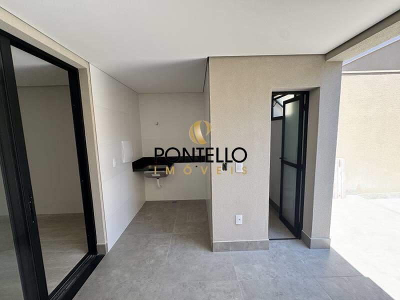 Casa, Jaraguá, 3 Quartos, 3 Vagas, 1 Suíte