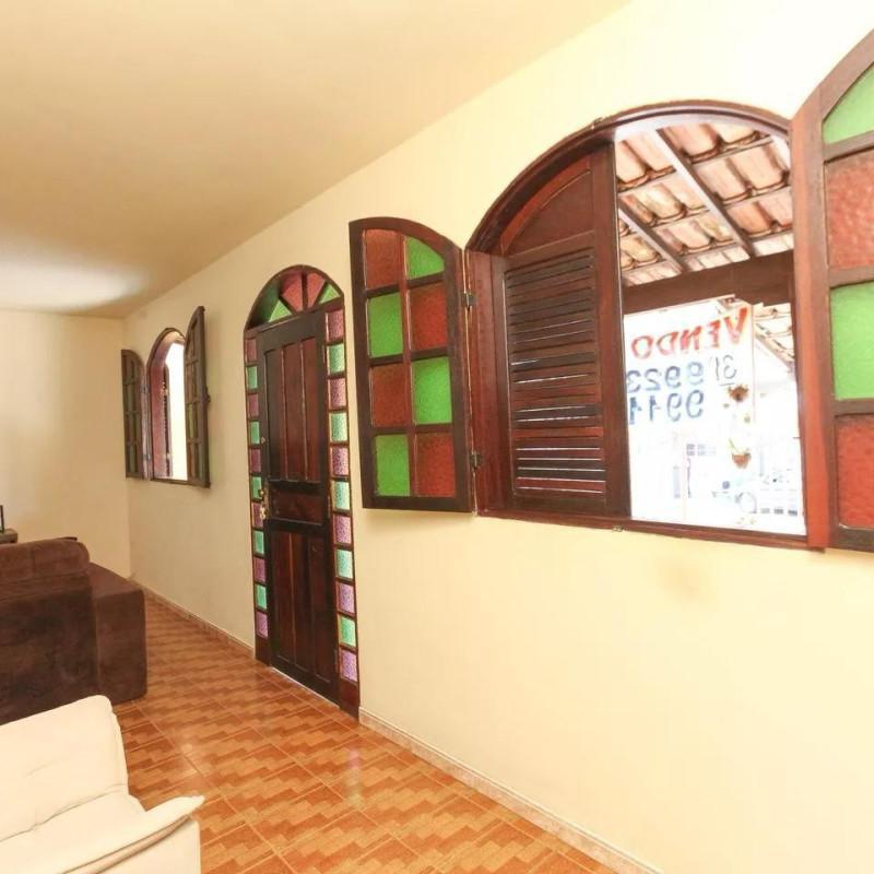 Casa, Tirol (barreiro), 3 Quartos, 1 Vaga, 1 Suíte