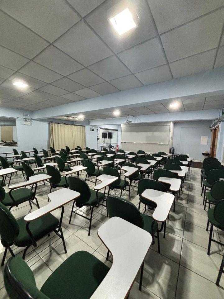 Andar, Liberdade, 0 Quarto, 13 Vagas