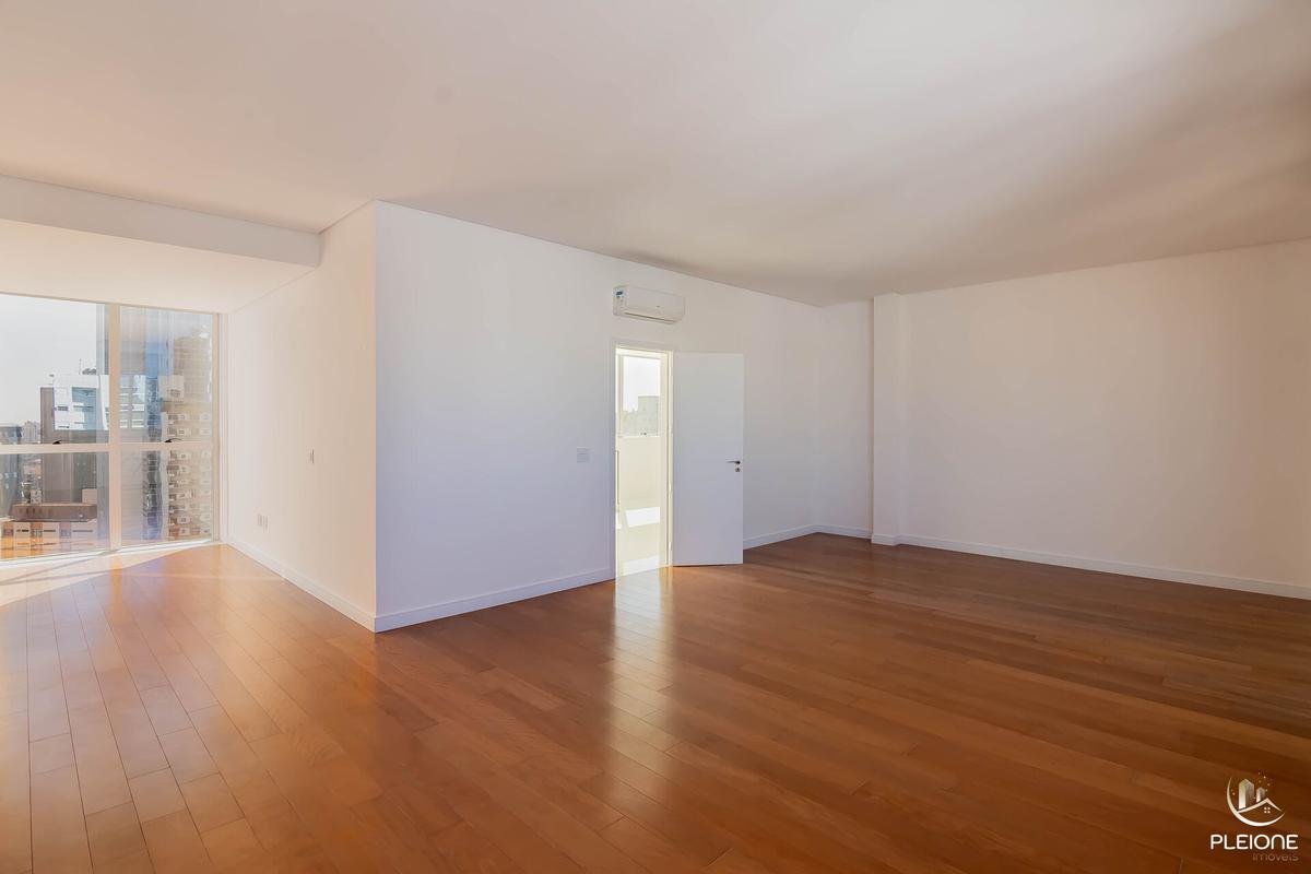Apartamento, Funcionários, 4 Quartos, 6 Vagas, 4 Suítes