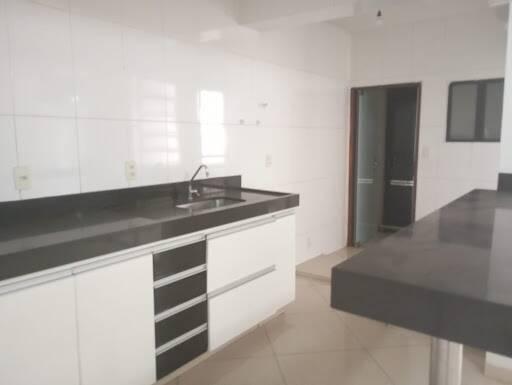 Apartamento, Centro, 3 Quartos, 0 Vaga, 1 Suíte