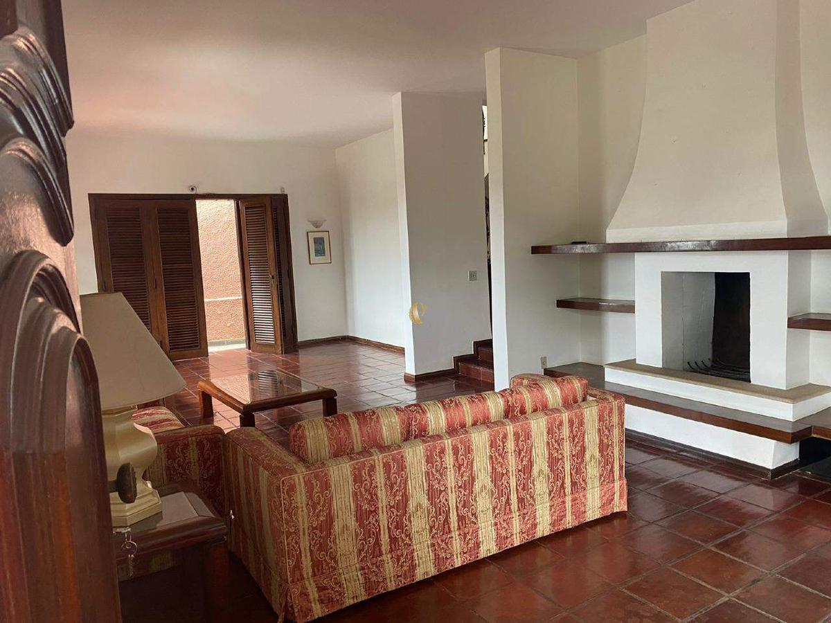 Casa, Comiteco, 4 Quartos, 3 Vagas, 1 Suíte