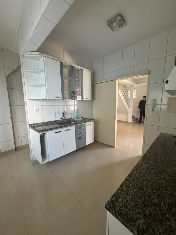 Casa, Castelo, 2 Quartos, 1 Vaga