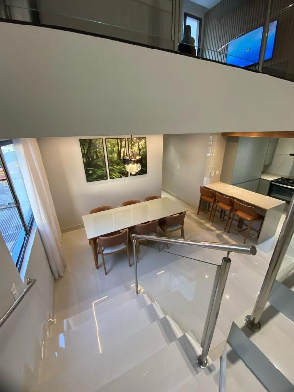 Cobertura, Industrial, 3 Quartos, 2 Vagas, 1 Suíte