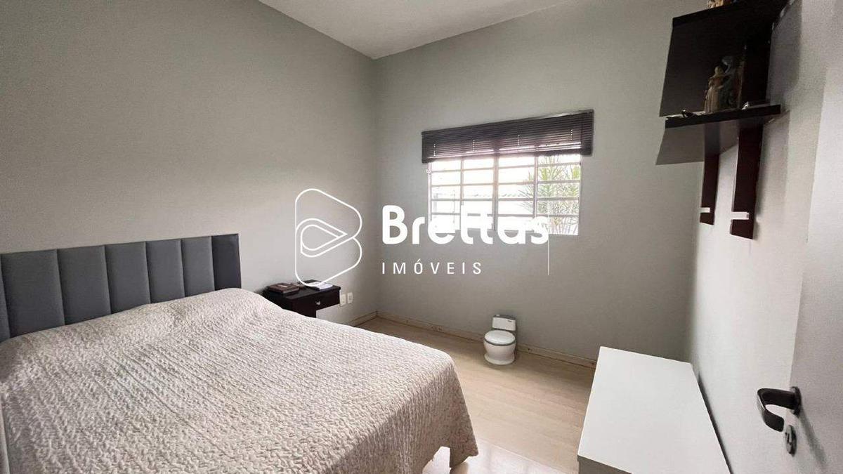 Casa, Centro, 2 Quartos, 2 Vagas, 2 Suítes