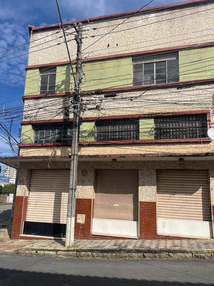 Prédio, Sagrada Família, 3 Quartos, 0 Vaga