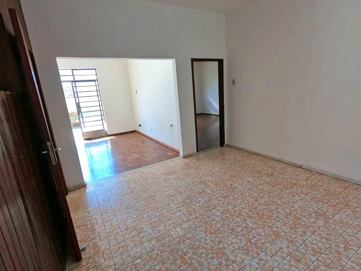 Casa, Caiçaras, 4 Quartos, 2 Vagas, 1 Suíte