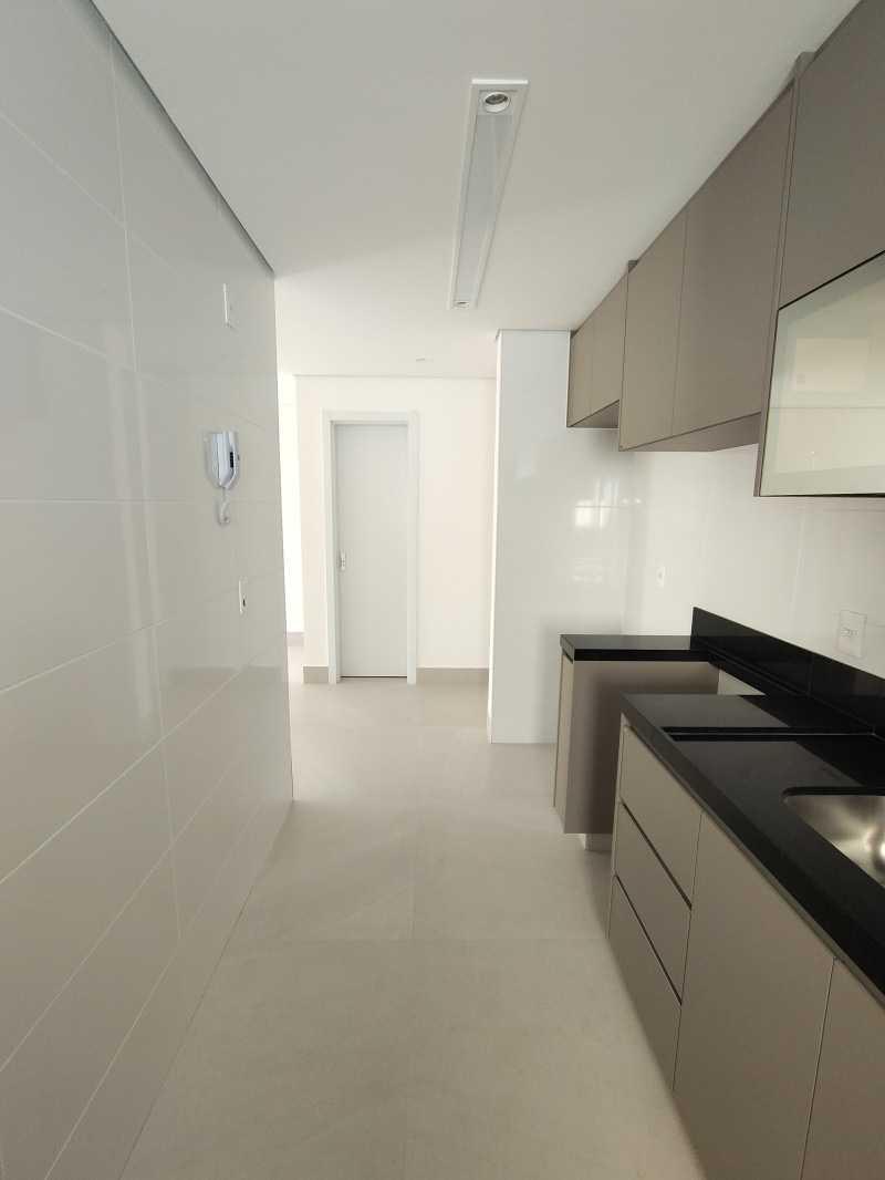 Apartamento, Sagrada Família, 3 Quartos, 2 Vagas, 1 Suíte