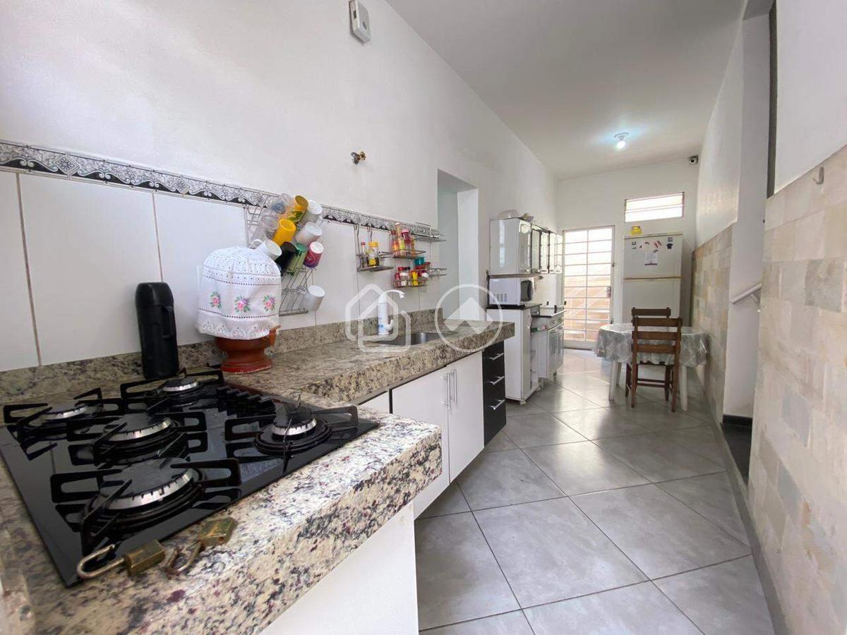 Casa, Carlos Prates, 4 Quartos, 4 Vagas, 1 Suíte