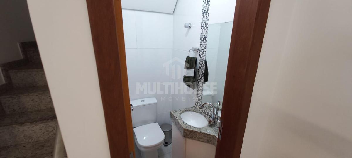 Casa, Planalto, 2 Quartos, 2 Vagas, 1 Suíte