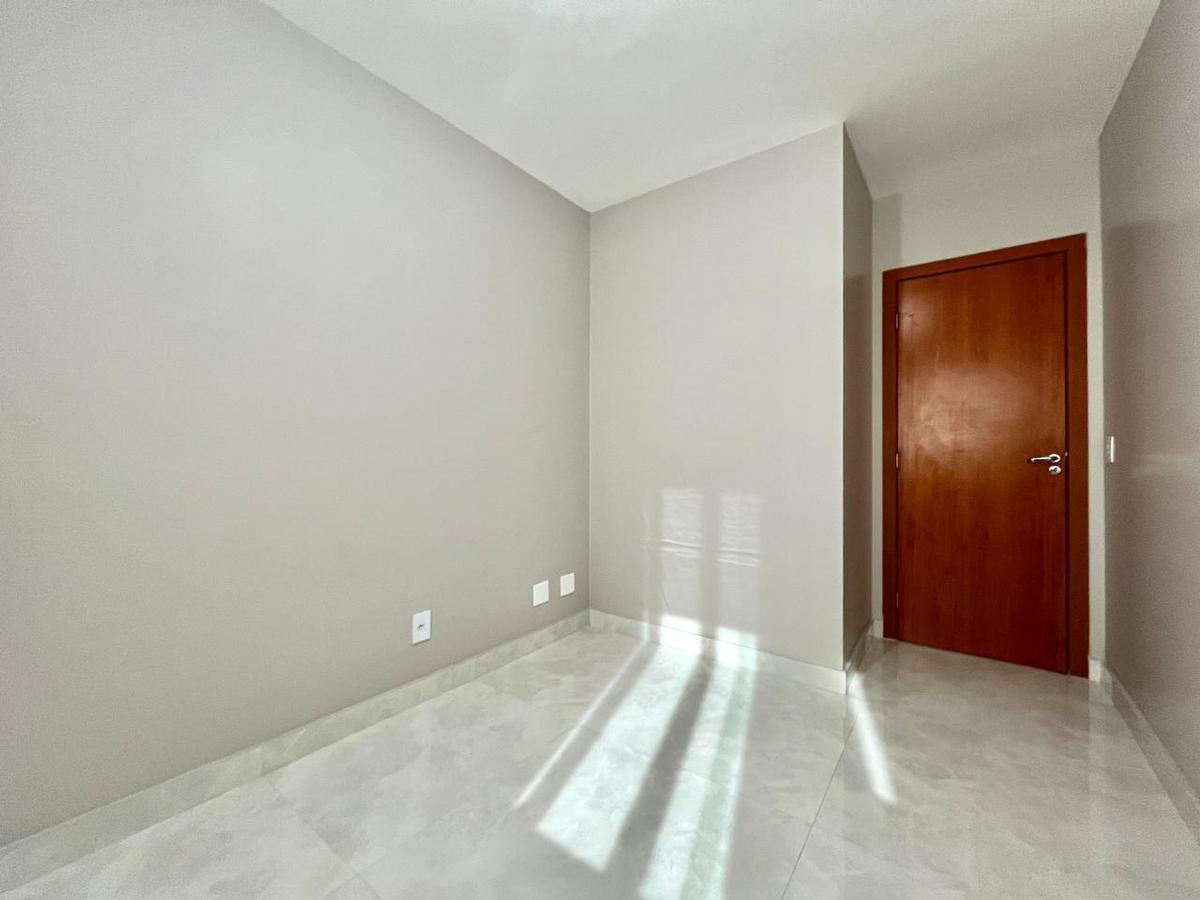 Casa, Santa Terezinha, 2 Quartos, 1 Vaga