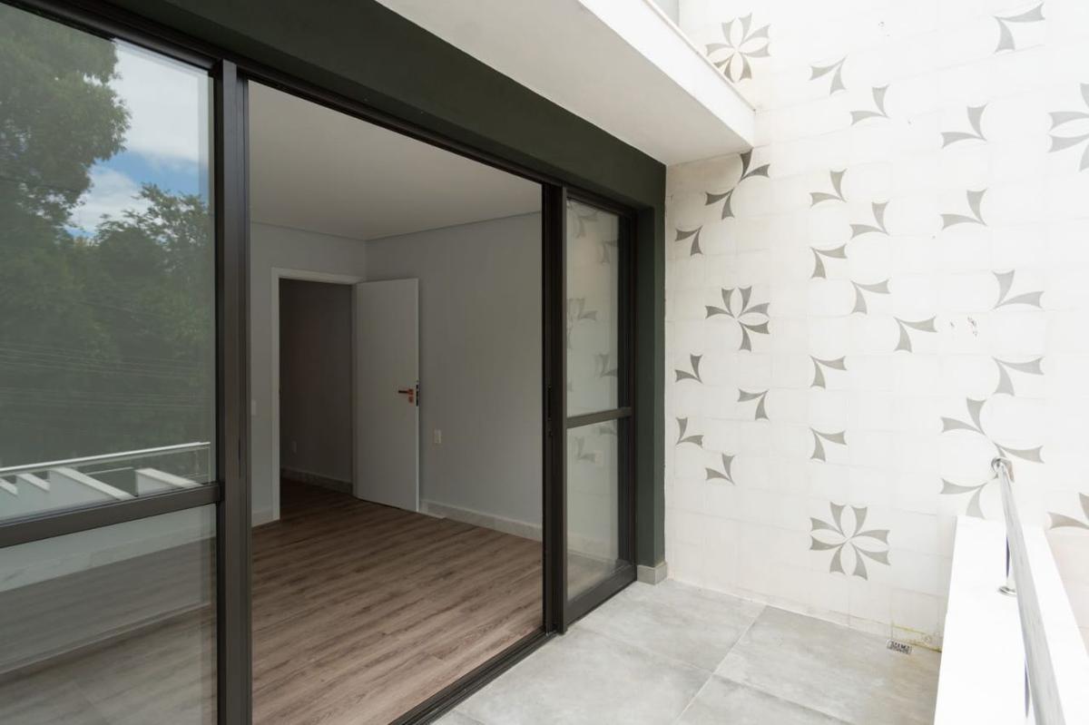 Casa, Planalto, 4 Quartos, 2 Vagas, 1 Suíte