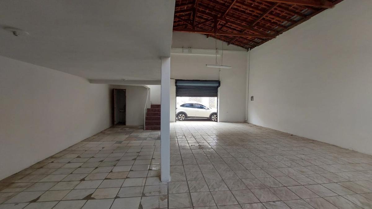 Galpão, Centro, 0 Quarto, 0 Vaga